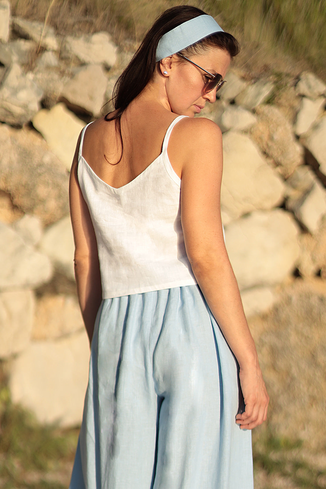 Short linen tank top