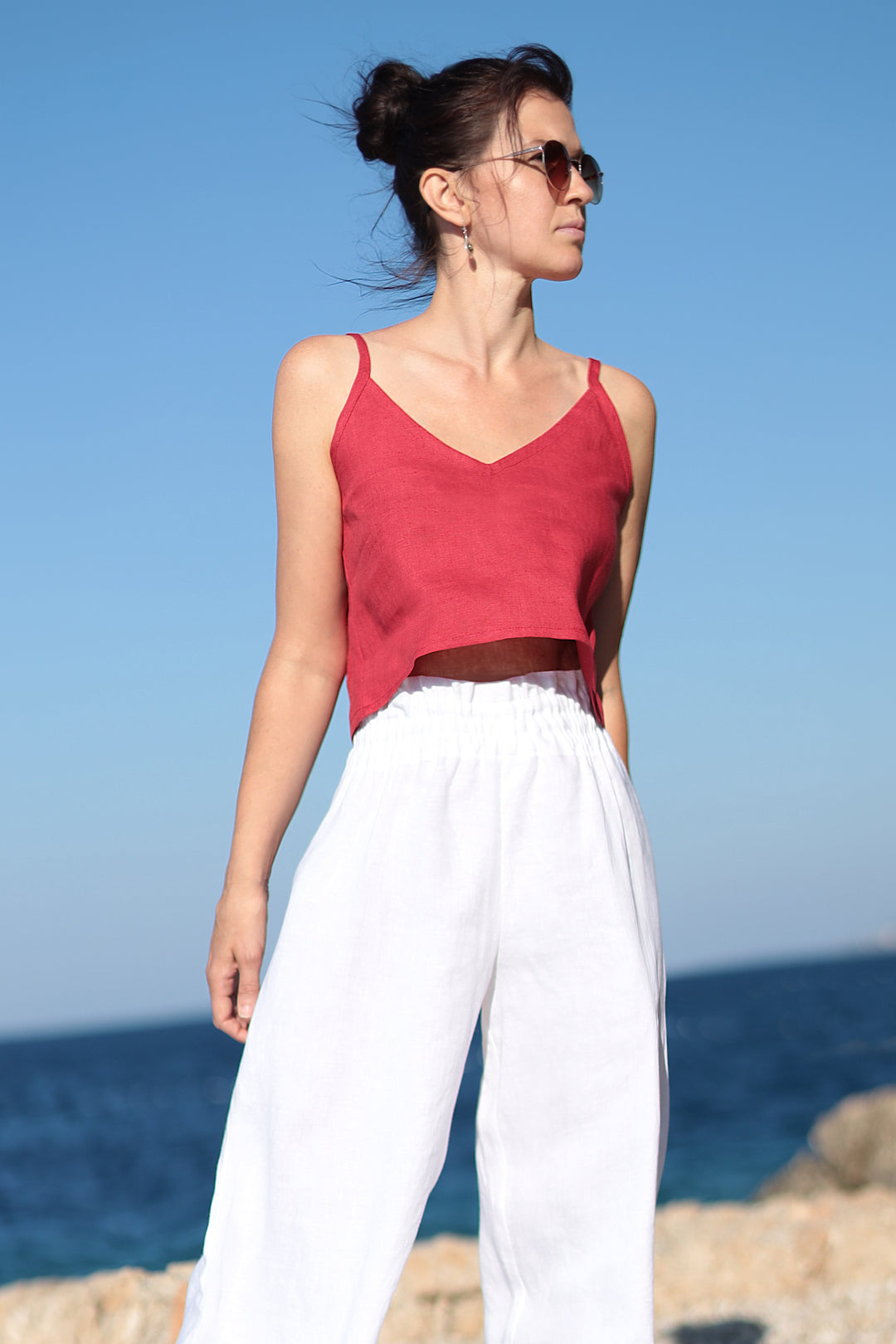 Short linen tank top