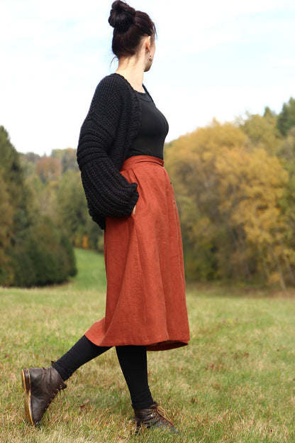 Linen skirt with buttons